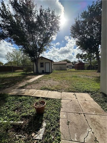 5326 Alejandro St, Corpus Christi, TX 78415