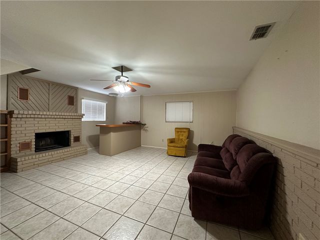 5326 Alejandro St, Corpus Christi, TX 78415