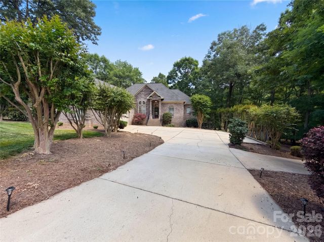 304 Catawba Crest Lane, Clover, SC 29710