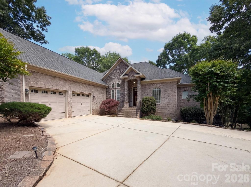 304 Catawba Crest Lane, Clover, SC 29710