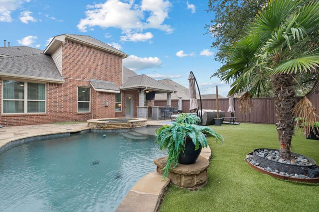2605 Calmwater Drive, Little Elm, TX 75068