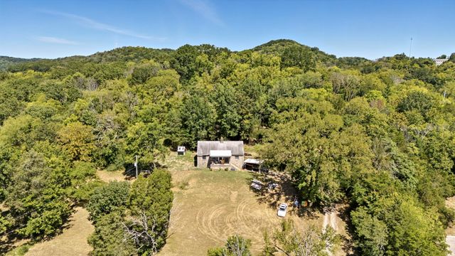 3712 Kings Ln, Nashville, TN 37218