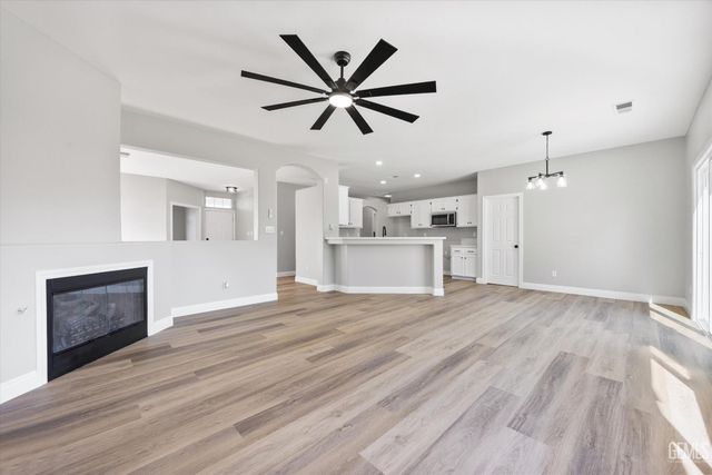 7112 Slickrock Drive, Bakersfield, CA 93313