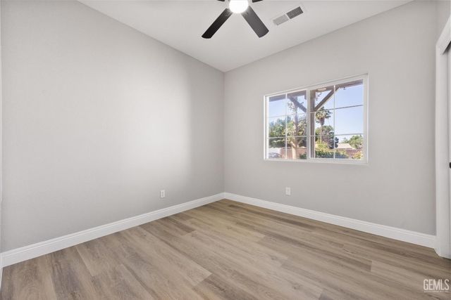 7112 Slickrock Drive, Bakersfield, CA 93313