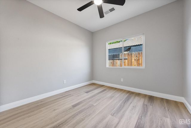 7112 Slickrock Drive, Bakersfield, CA 93313