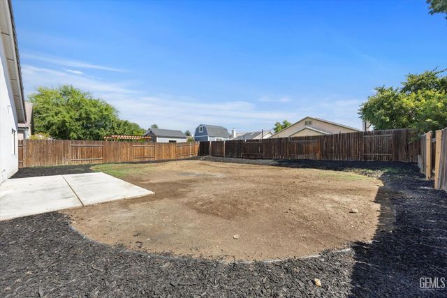 7112 Slickrock Drive, Bakersfield, CA 93313
