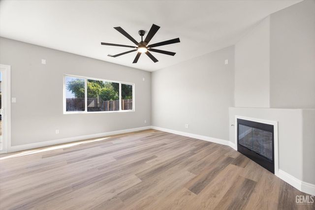 7112 Slickrock Drive, Bakersfield, CA 93313