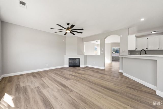 7112 Slickrock Drive, Bakersfield, CA 93313