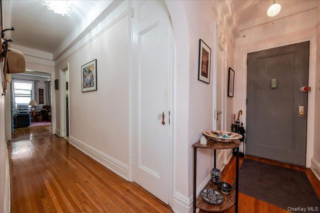 8300 Talbot Street 2B, Kew Gardens, NY 11415