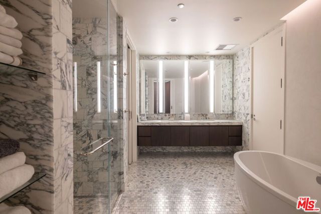 8420 Sunset Boulevard 602, West Hollywood, CA 90069