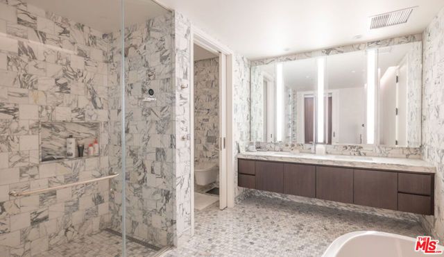 8420 Sunset Boulevard 602, West Hollywood, CA 90069