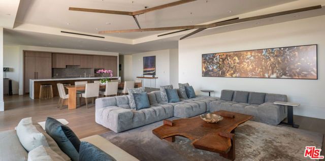 8420 Sunset Boulevard 602, West Hollywood, CA 90069
