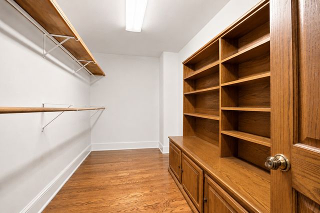 215 58th Street, Clarendon Hills, IL 60514