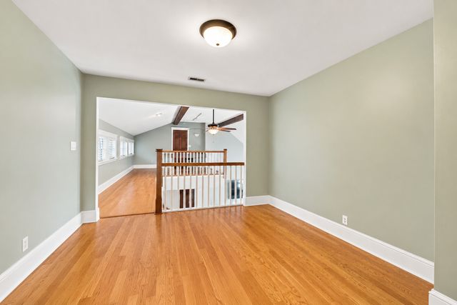 215 58th Street, Clarendon Hills, IL 60514