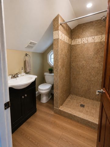 215 58th Street, Clarendon Hills, IL 60514