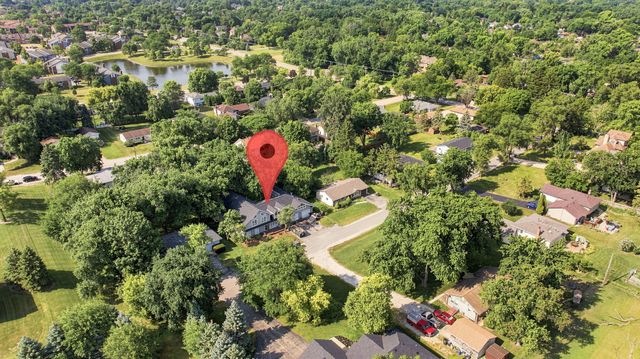 215 58th Street, Clarendon Hills, IL 60514