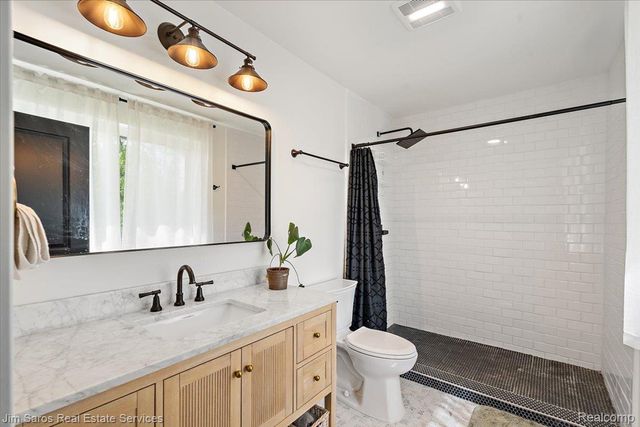 22505 Beach Street, St. Clair Shores, MI 48081