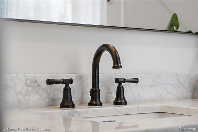 22505 Beach Street, St. Clair Shores, MI 48081