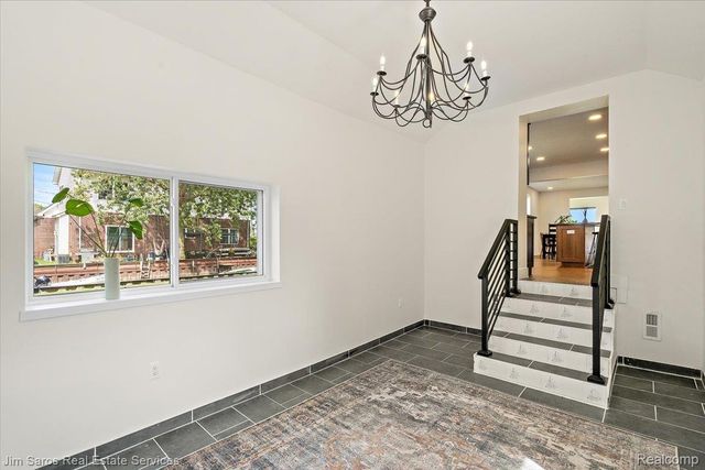 22505 Beach Street, St. Clair Shores, MI 48081