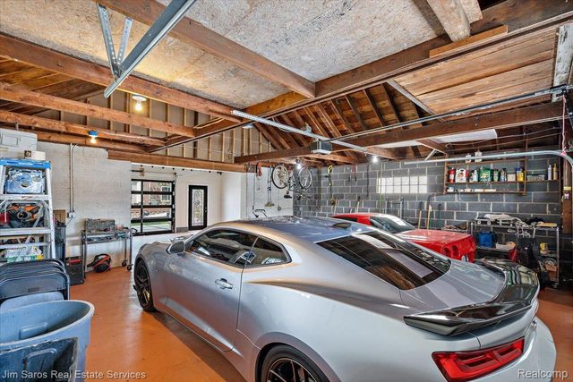 22505 Beach Street, St. Clair Shores, MI 48081