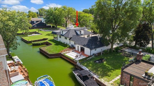 22505 Beach Street, St. Clair Shores, MI 48081