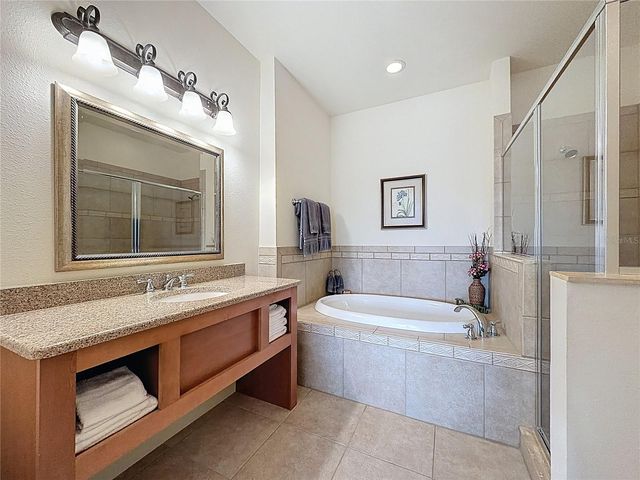 2726 BELLA VISTA DRIVE, Davenport, FL 33897