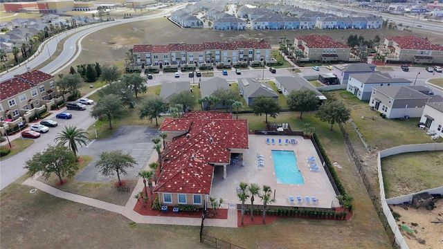 2726 BELLA VISTA DRIVE, Davenport, FL 33897