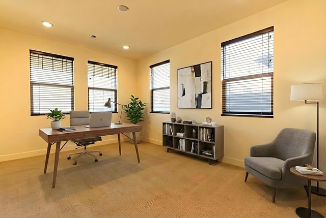 563 Mesa Drive S, Madera, CA 93636