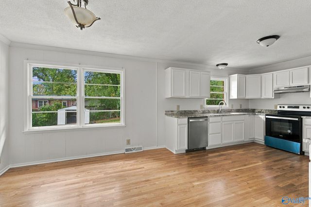 513 Ronald Drive SE, Huntsville, AL 35803