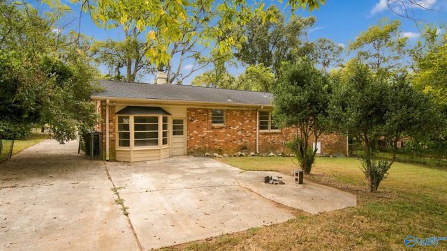 513 Ronald Drive SE, Huntsville, AL 35803
