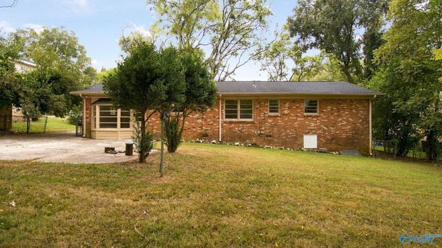 513 Ronald Drive SE, Huntsville, AL 35803