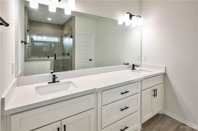6213 Willow Wood Lane, Harlingen, TX 78552