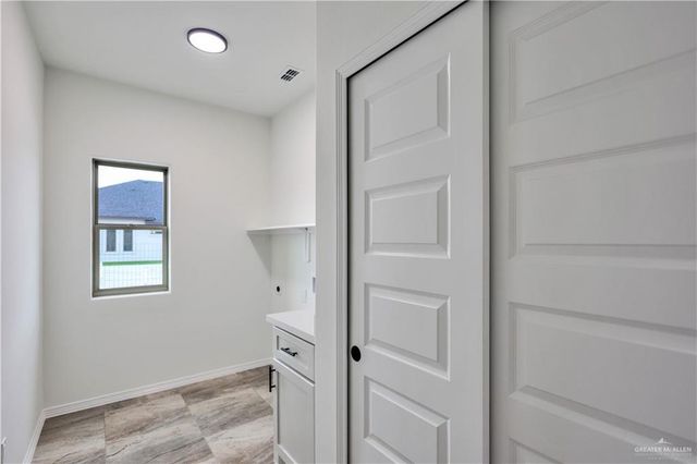 6213 Willow Wood Lane, Harlingen, TX 78552