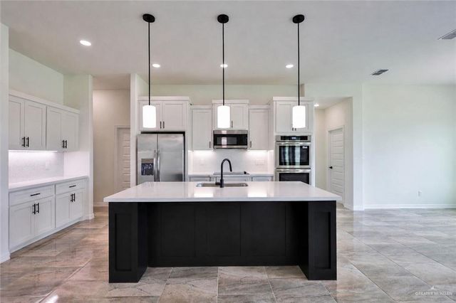 6213 Willow Wood Lane, Harlingen, TX 78552