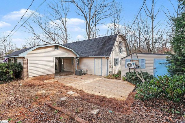 113 Grant Drive, Laurens, SC 29360