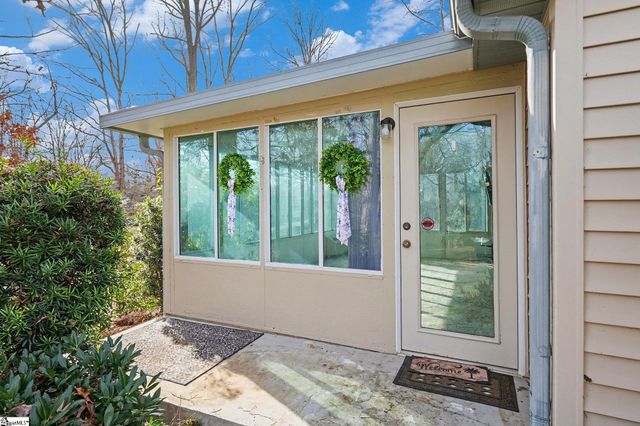 113 Grant Drive, Laurens, SC 29360