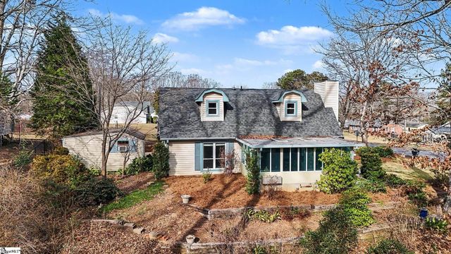 113 Grant Drive, Laurens, SC 29360