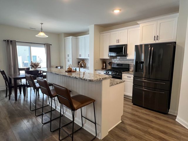 11152 Putnam Drive, Crown Point, IN 46307