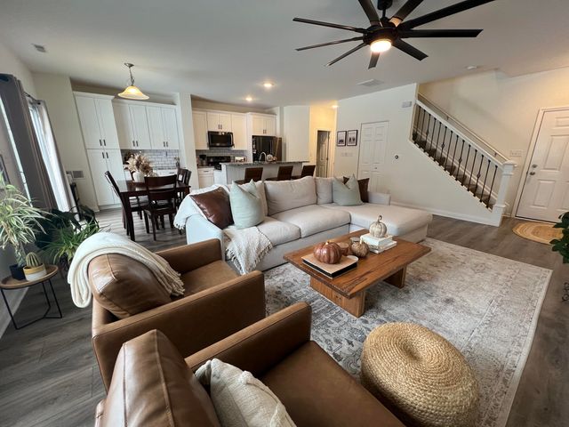 11152 Putnam Drive, Crown Point, IN 46307