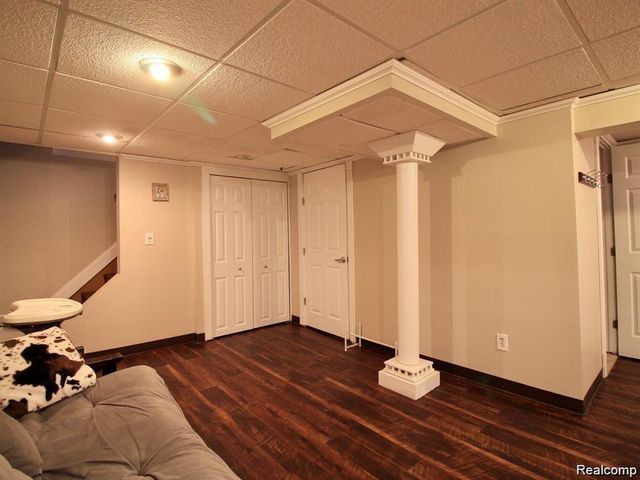 5363 English Drive, Troy, MI 48085