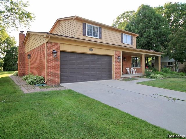 5363 English Drive, Troy, MI 48085