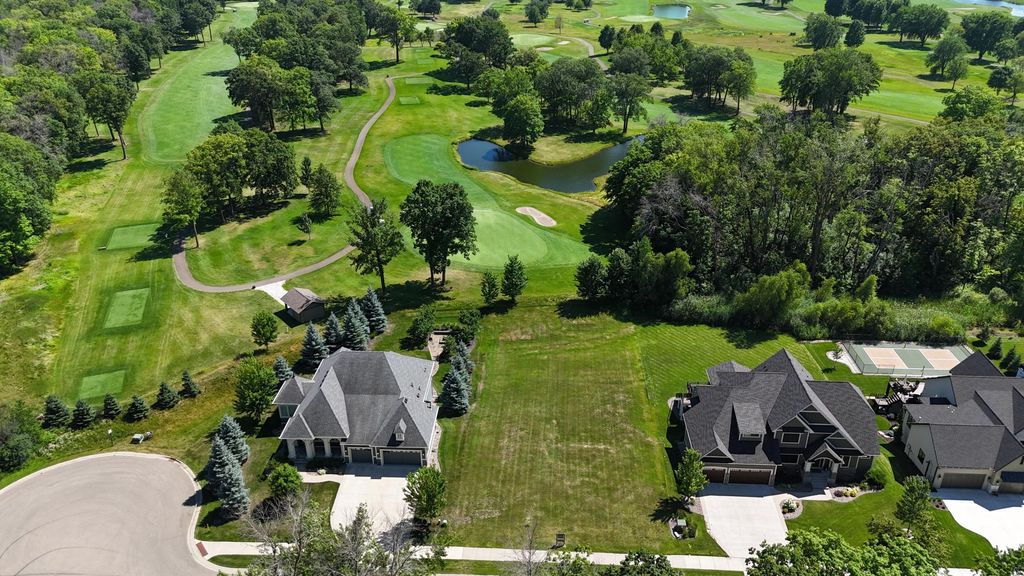 659 Shawnee Woods Road, Medina, MN 55340 — photo 2