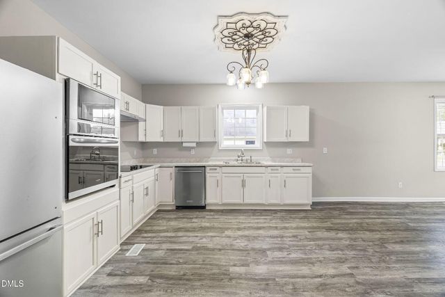 307 E J Street, Erwin, NC 28339