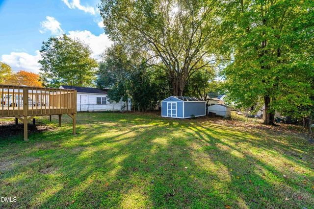 307 E J Street, Erwin, NC 28339