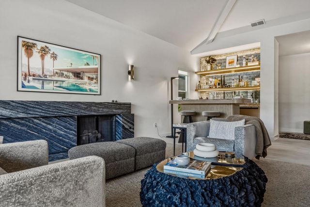 149 Lakeshore Drive, Rancho Mirage, CA 92270