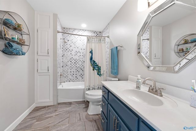 101 Ce Lee Circle, Huntsville, AL 35806