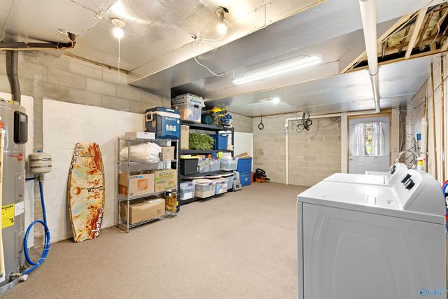 101 Ce Lee Circle, Huntsville, AL 35806