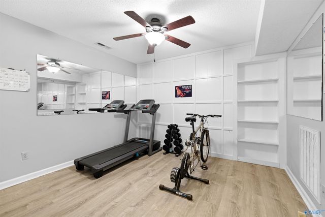 101 Ce Lee Circle, Huntsville, AL 35806