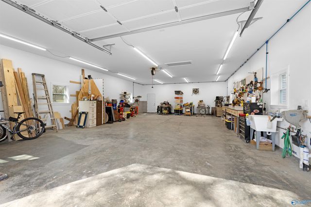 101 Ce Lee Circle, Huntsville, AL 35806