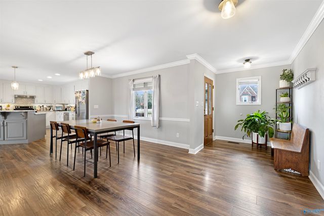 101 Ce Lee Circle, Huntsville, AL 35806